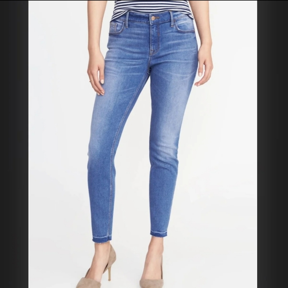 Old Navy Rockstar Skinny Jeans